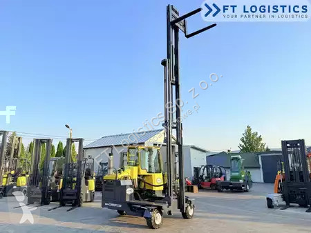 رافعة شوكية متعددة الاتجاهات Combilift