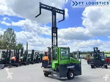 Многоходовой погрузчик Combilift