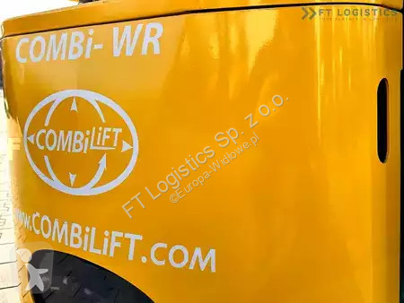 رافعة شوكية متعددة الاتجاهات Combilift