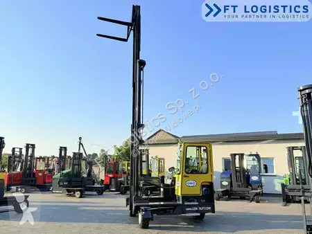 Stivuitor multidirectional Combilift