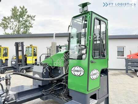 Stivuitor multidirectional Combilift