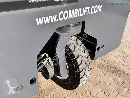 Štvorcestný vysokozdvižný vozík Combilift
