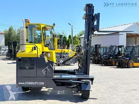Štvorcestný vysokozdvižný vozík Combilift