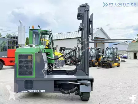 Štvorcestný vysokozdvižný vozík Combilift