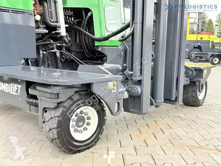 Štvorcestný vysokozdvižný vozík Combilift