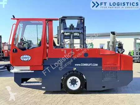 Stivuitor multidirectional Combilift