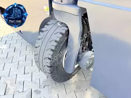 Многоходовой погрузчик Combilift