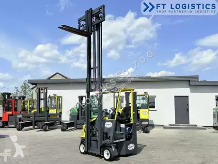 رافعة شوكية متعددة الاتجاهات Combilift