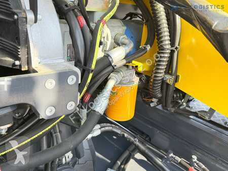 Stivuitor multidirectional Combilift