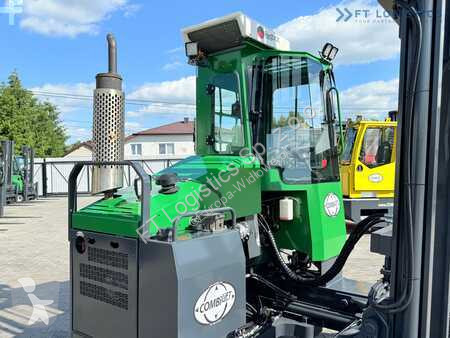 Stivuitor multidirectional Combilift
