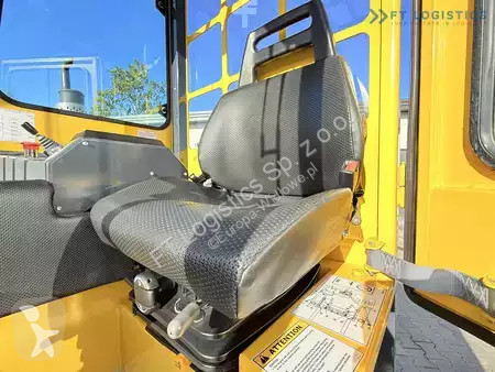 Štvorcestný vysokozdvižný vozík Combilift
