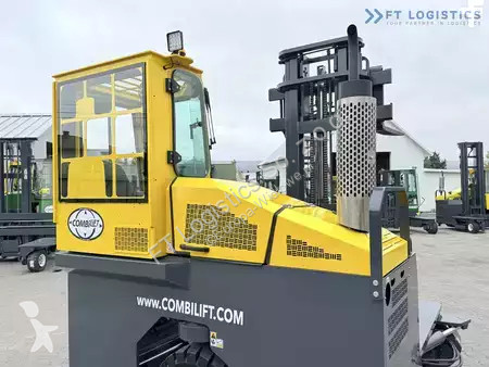 Štvorcestný vysokozdvižný vozík Combilift