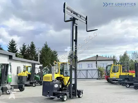 Štvorcestný vysokozdvižný vozík Combilift
