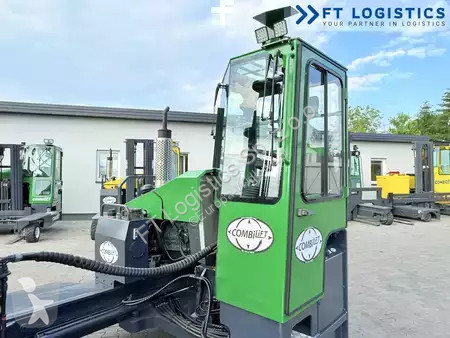 Многопосочен кар Combilift