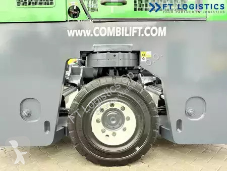 رافعة شوكية متعددة الاتجاهات Combilift