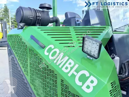 رافعة شوكية متعددة الاتجاهات Combilift