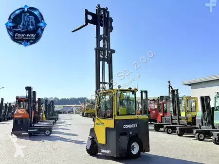 Stivuitor multidirectional Combilift