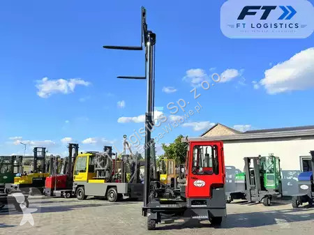 Stivuitor multidirectional Combilift