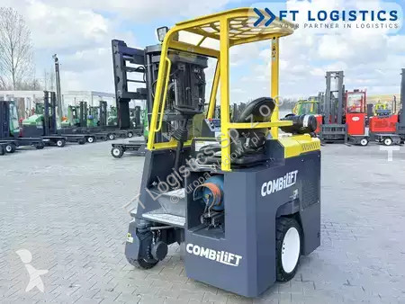 رافعة شوكية متعددة الاتجاهات Combilift