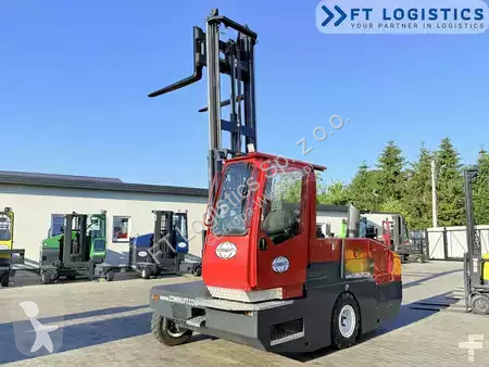 Многоходовой погрузчик Combilift