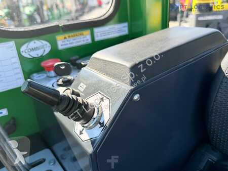 Stivuitor multidirectional Combilift