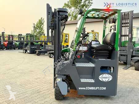 Stivuitor multidirectional Combilift