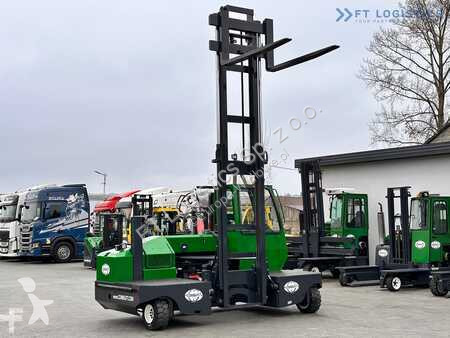 Stivuitor multidirectional Combilift