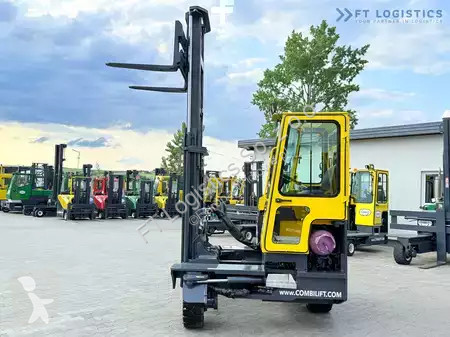Štvorcestný vysokozdvižný vozík Combilift