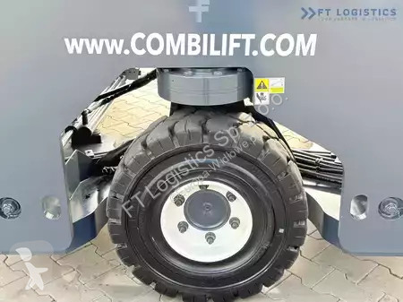 Štvorcestný vysokozdvižný vozík Combilift