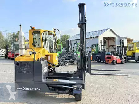 Štvorcestný vysokozdvižný vozík Combilift