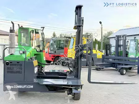 Štvorcestný vysokozdvižný vozík Combilift