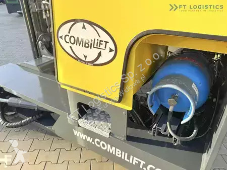Štvorcestný vysokozdvižný vozík Combilift