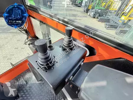 Carrello multidirezionale Hubtex