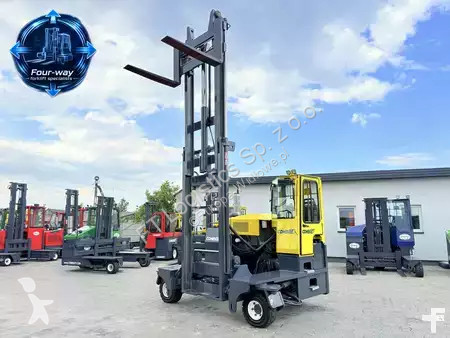 Многоходовой погрузчик Combilift
