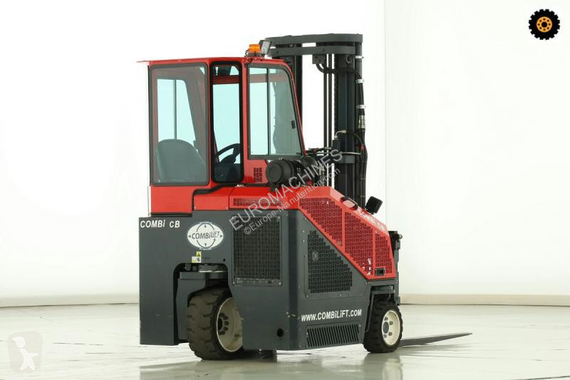 Stivuitor multidirectional Combilift C-2500-CB