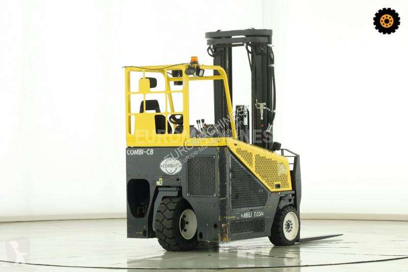 Empilhador multi direccional Combilift C-4000-CB