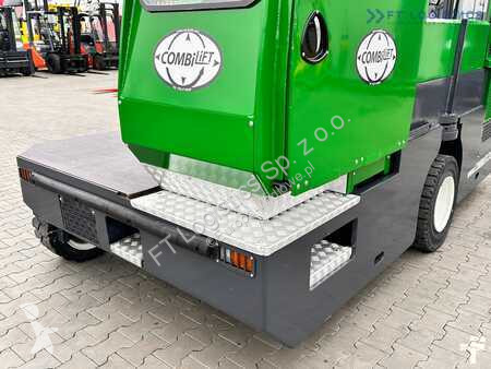 Stivuitor multidirectional Combilift