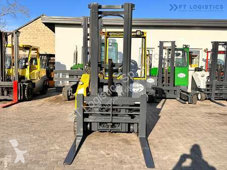 Empilhador multi direccional Combilift