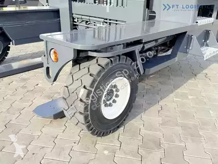Štvorcestný vysokozdvižný vozík Combilift