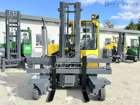 Štvorcestný vysokozdvižný vozík Combilift