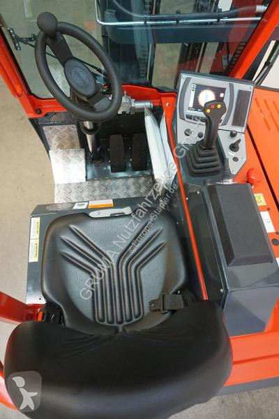 Многопосочен кар Combilift  CBE3000