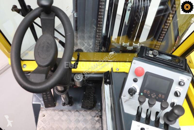 رافعة شوكية متعددة الاتجاهات Combilift  CB4000