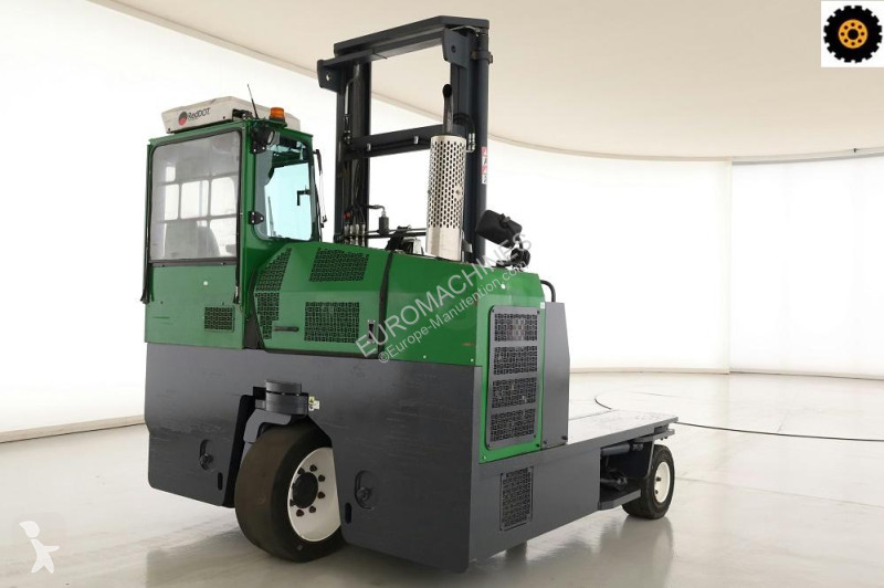 رافعة شوكية متعددة الاتجاهات Combilift  C8000