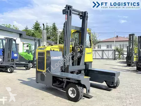 Многопосочен кар Combilift