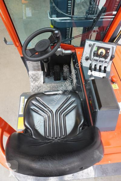 Многопосочен кар Combilift  CBE3000