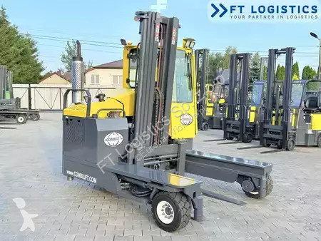 Stivuitor multidirectional Combilift