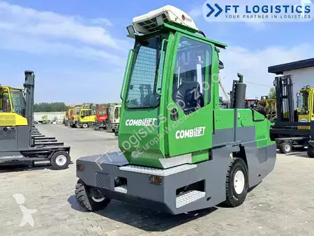 Многоходовой погрузчик Combilift
