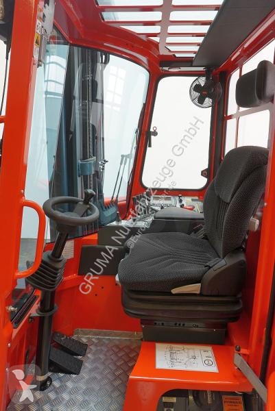 رافعة شوكية متعددة الاتجاهات Combilift  C4000ET