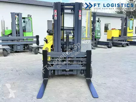 رافعة شوكية متعددة الاتجاهات Combilift