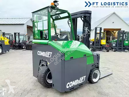 Stivuitor multidirectional Combilift